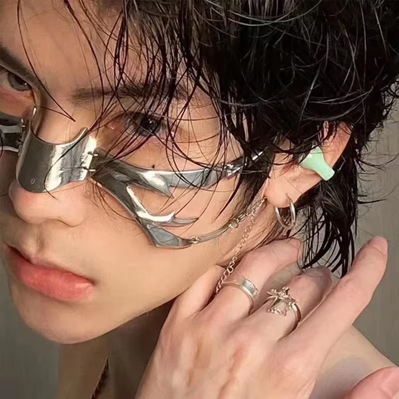 Cyberpunk Metal Mask Niche Des - đánh giá và giá Men Accessories Earrings